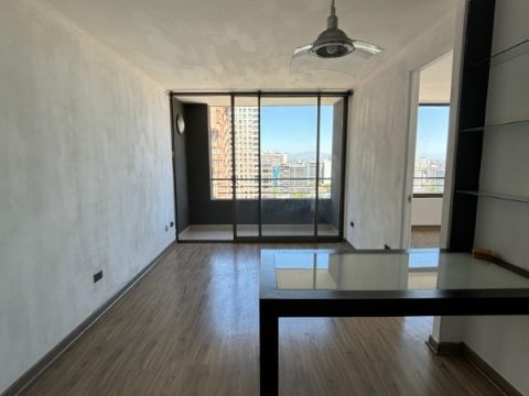 Departamento Arriendo en Santiago — Metro Santa Lucia Arriendo 1 Dorm Dos Meses Rebajados