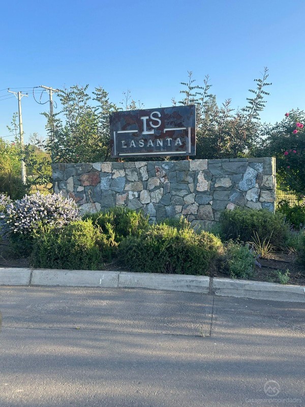 Hermosas Parcelas Cercadas En Condominio Lasanta Colina