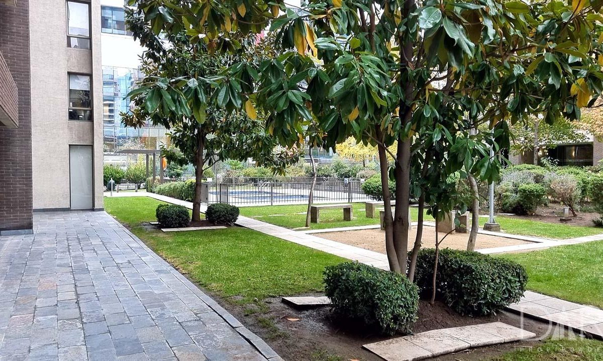 En Venta Amplio Departamento En Las Condes