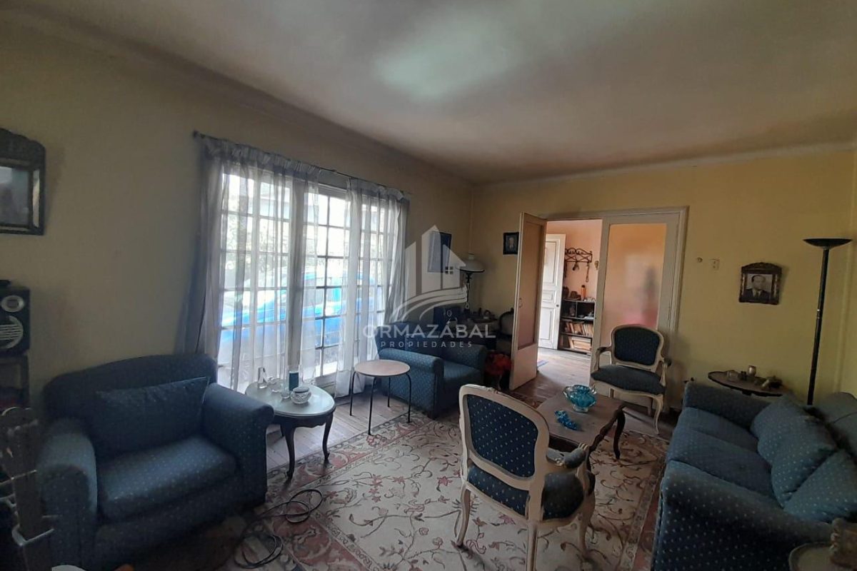 Vta Amplia Casa Para Remodelar Ubicada En Barrio Residencial Ñuñoa