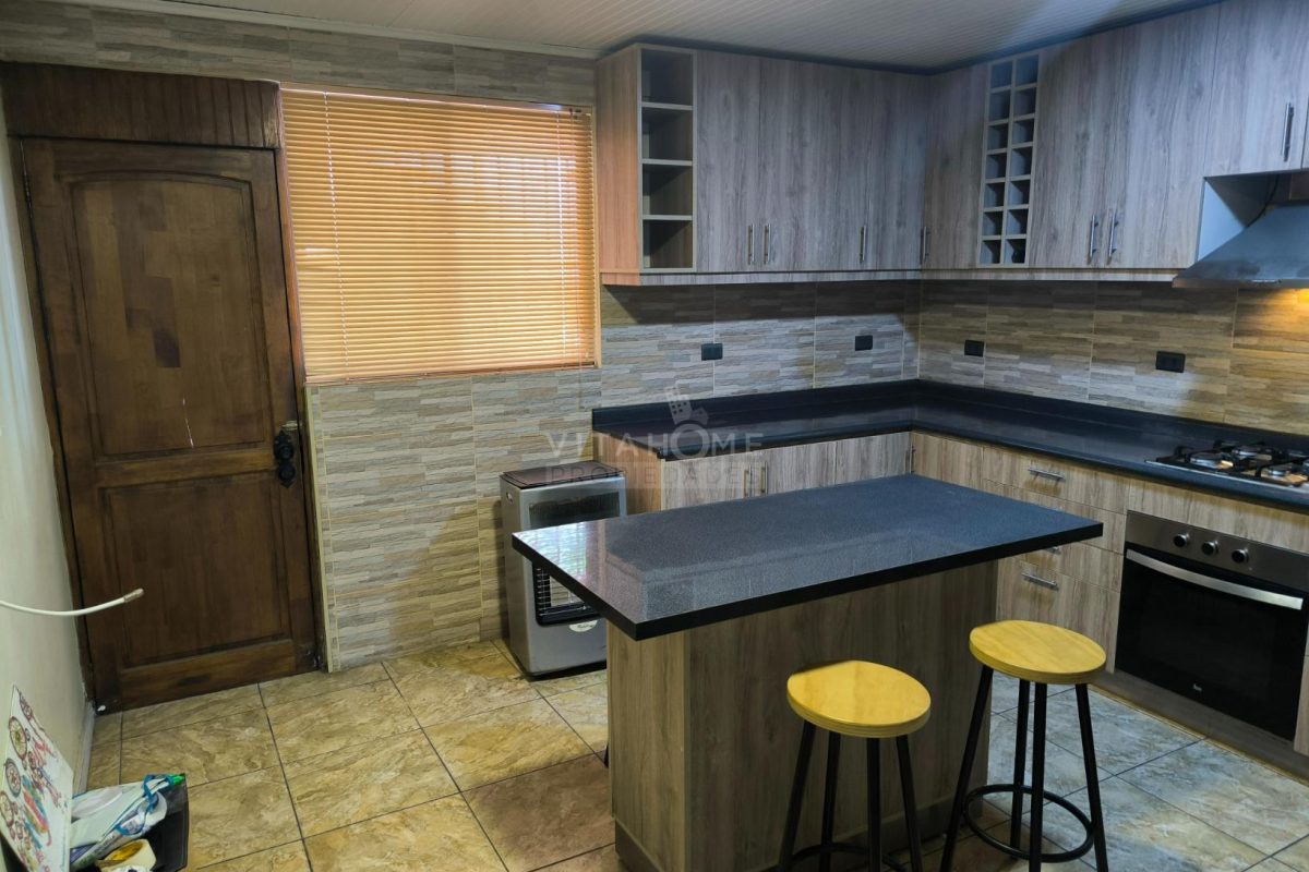 Confortable Casa 4D, 3B, 3 Est, Y Piscina