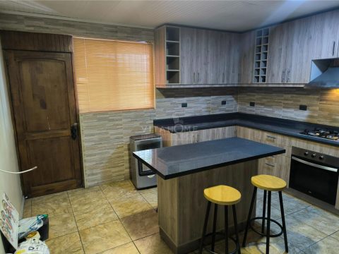 Casa Arriendo en Cerrillos — Confortable Casa 4D, 3B, 3 Est, Y Piscina