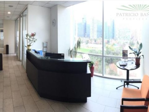 Oficina Arriendo en Las Condes — Oficina – Cerro El Plomo / Metro Manquehue