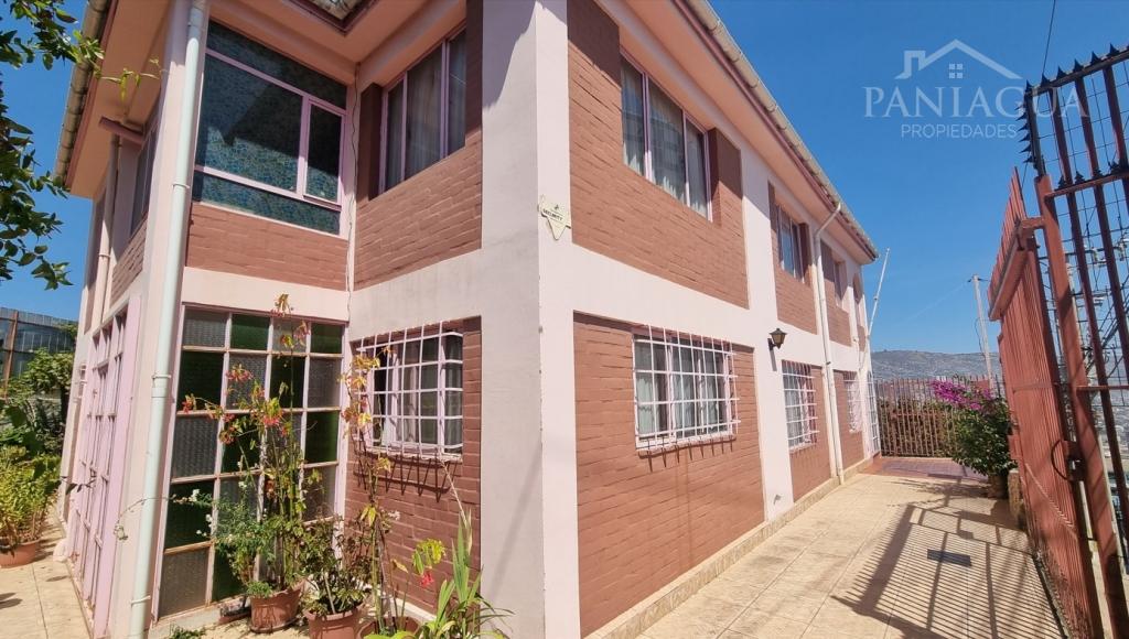 Gran Casa En Venta 2 Niveles, Cerro Polanco.