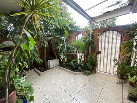 Casa Venta en La Florida — Rojas Magallanes