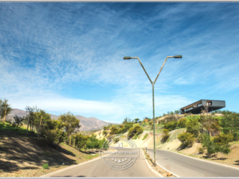 Local Comercial Arriendo en Colina — Arrienda Parcela Comercial En Colina