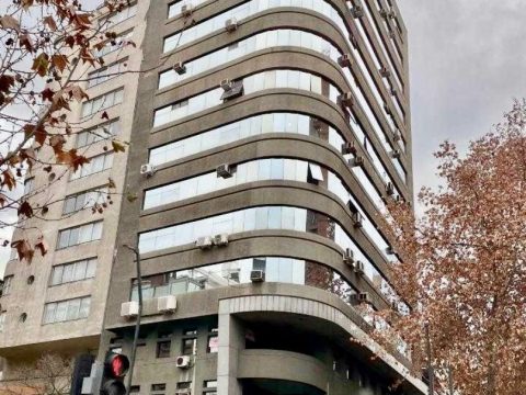 Oficina Venta en Providencia — Oficina En Suecia – Metro Los Leones