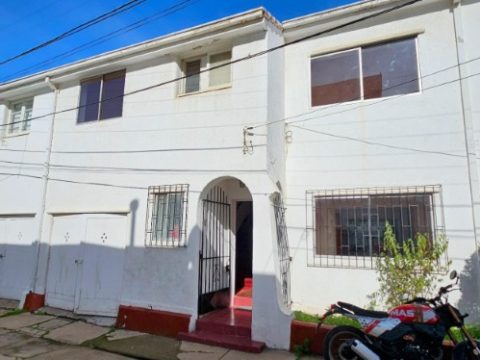 Casa Venta en Viña del Mar — Viña, Sector Poniente, Amplia Casa, Sólida, 5 Dormitorios, 3 Baños