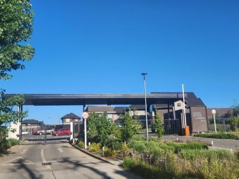 Casa Arriendo en Los Ángeles — Se Arrienda Casa En Cond. Borde Laguna