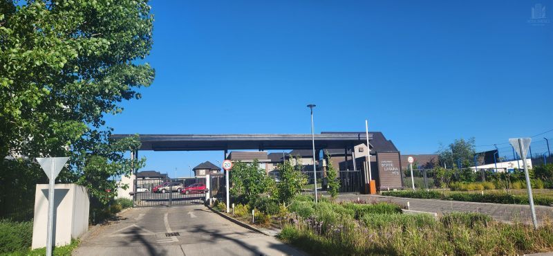 Se Arrienda Casa En Cond. Borde Laguna