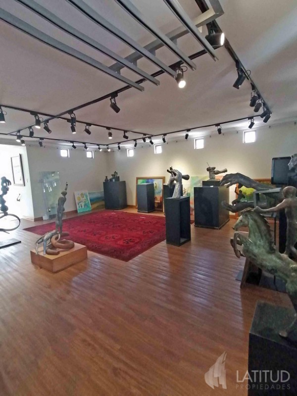 Preciosa Casa / Monjas Inglesas / 650 – 400 Mts / 8D – 6B