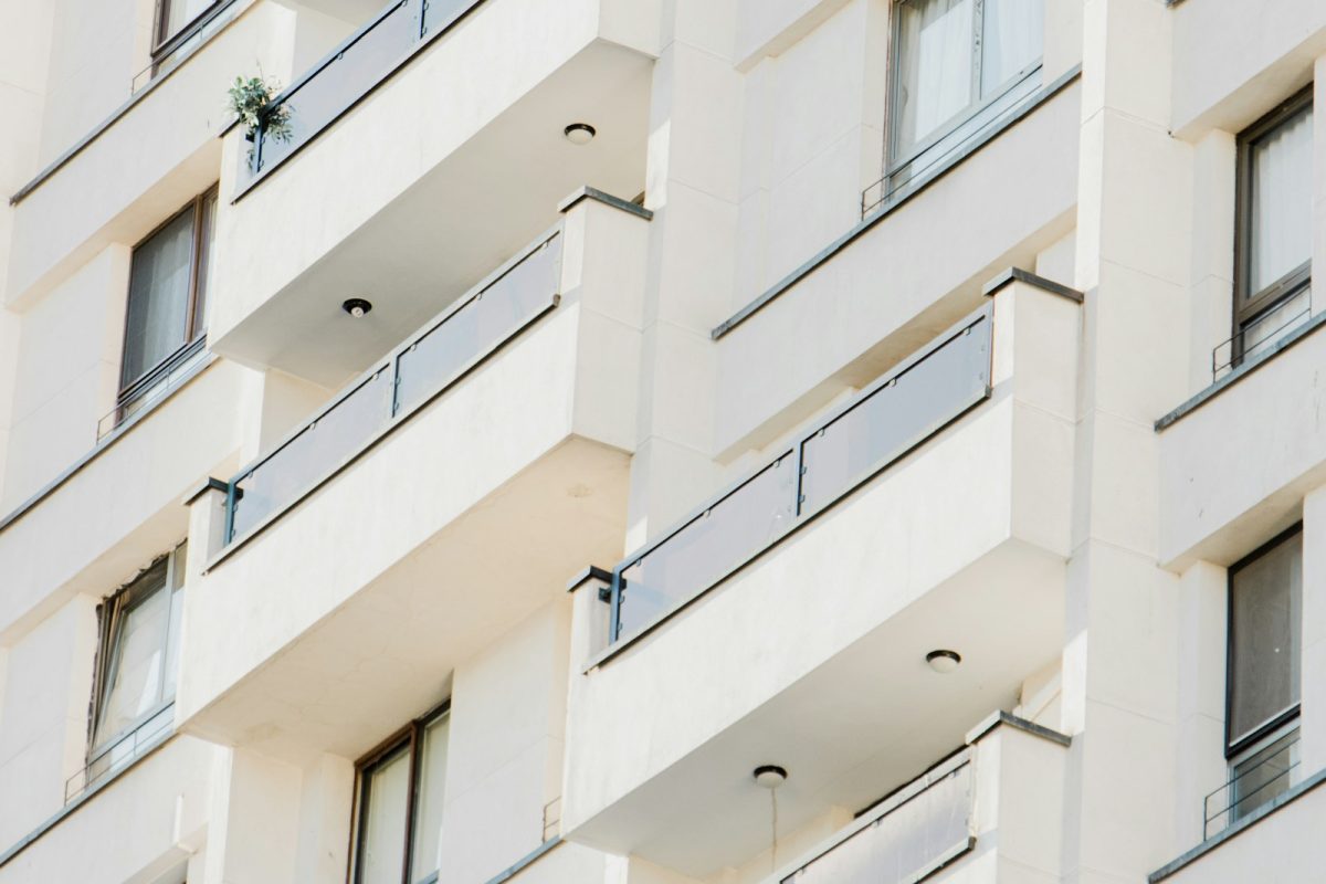 Edificios de departamentos en arriendo en la ciudad