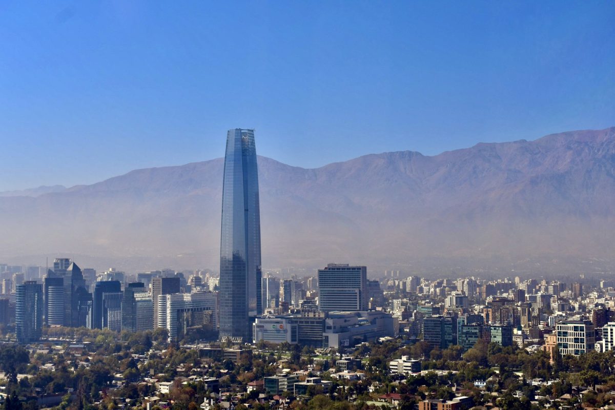 Vista de Santiago de Chile con la cordillera — comuna de Ñuñoa