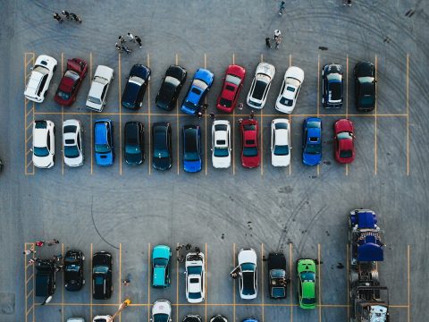 Imagen referencial de estacionamiento