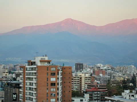 Vista de la ciudad al atardecer — Vitacura, Santiago